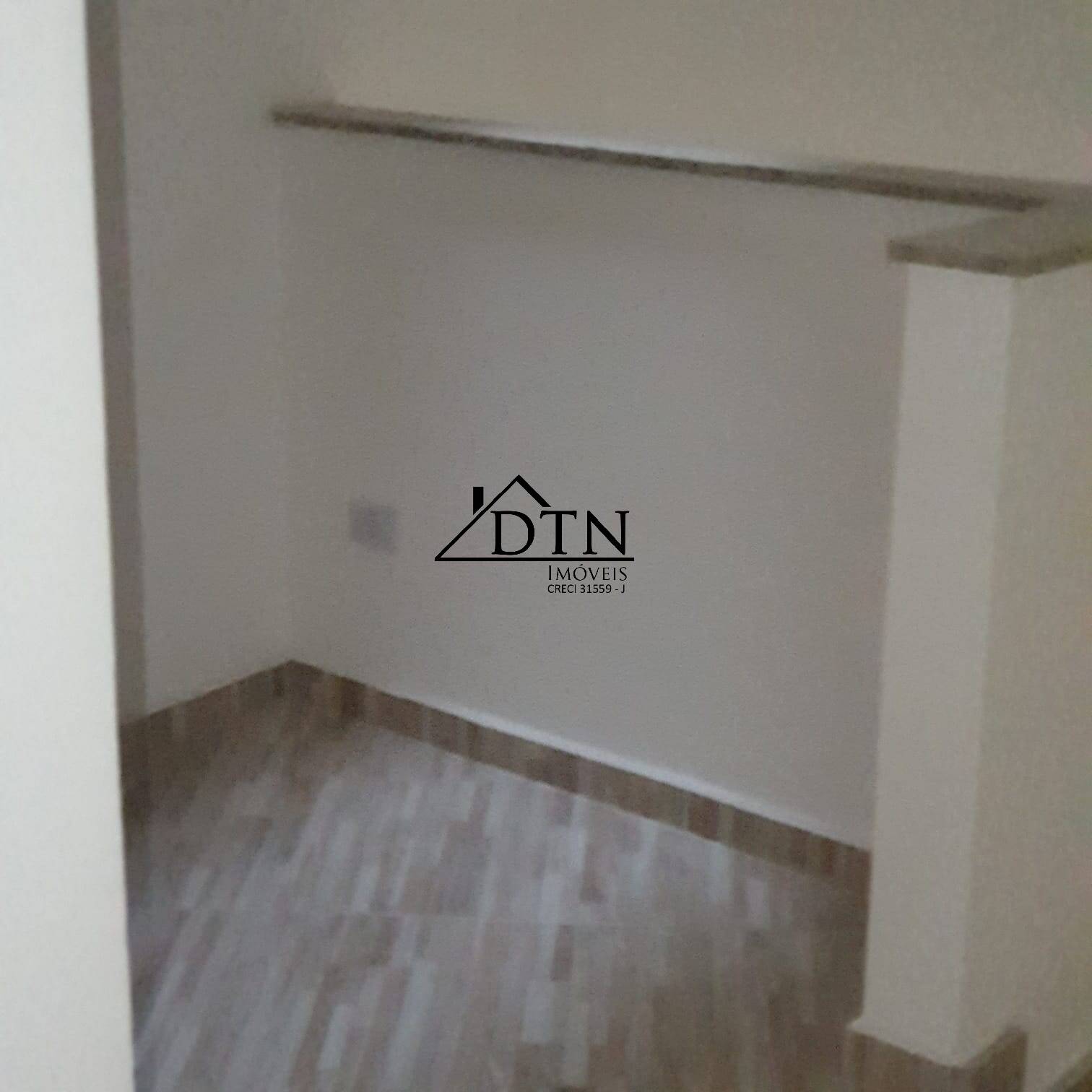 Casa à venda com 3 quartos, 100m² - Foto 8