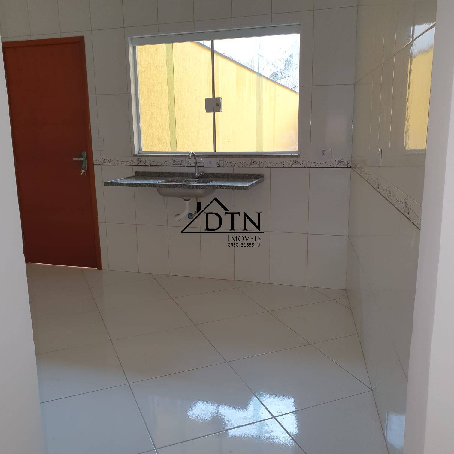 Casa à venda com 3 quartos, 100m² - Foto 25