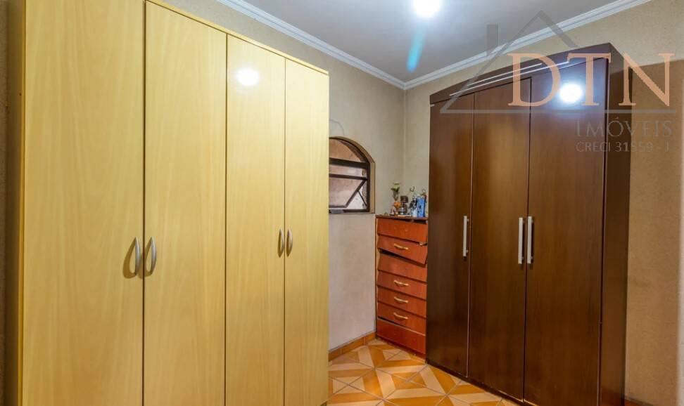 Casa à venda com 5 quartos, 265m² - Foto 32