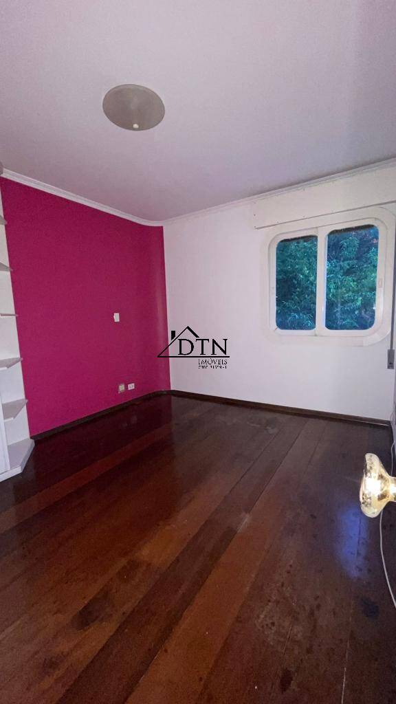 Apartamento à venda com 3 quartos, 96m² - Foto 4