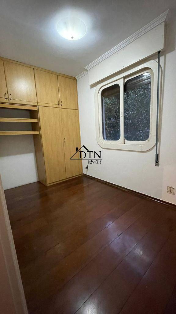 Apartamento à venda com 3 quartos, 96m² - Foto 7