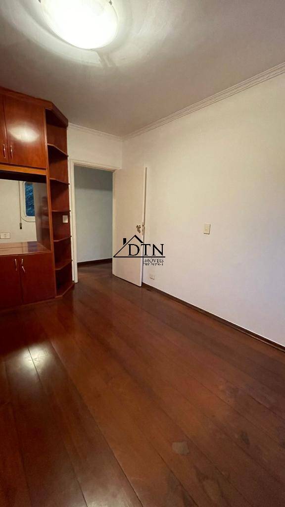 Apartamento à venda com 3 quartos, 96m² - Foto 8