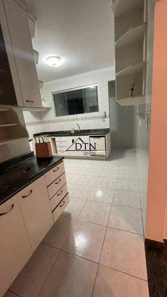 Apartamento à venda com 3 quartos, 96m² - Foto 15