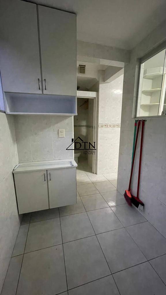 Apartamento à venda com 3 quartos, 96m² - Foto 13