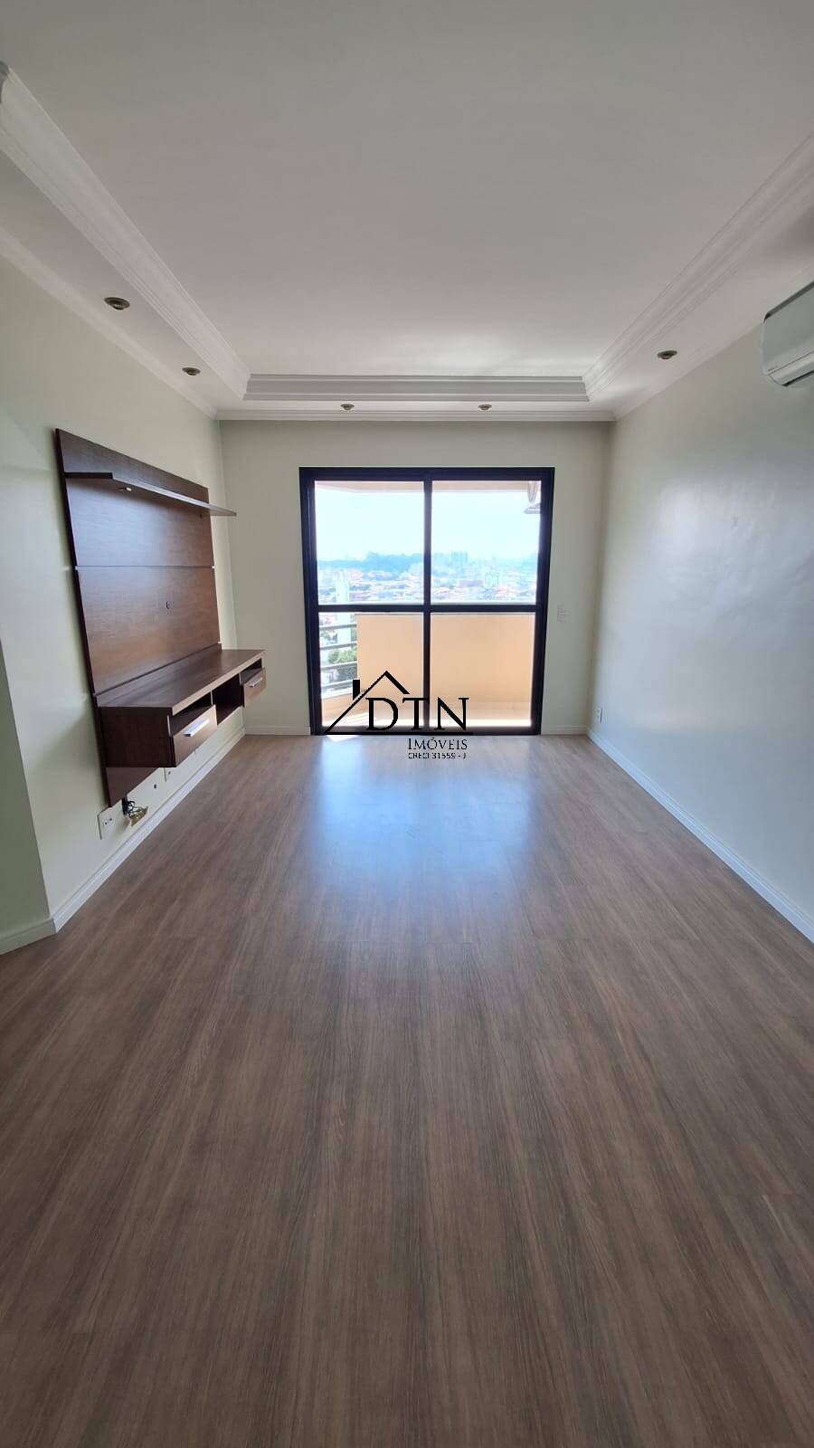 Apartamento à venda com 3 quartos, 79m² - Foto 2