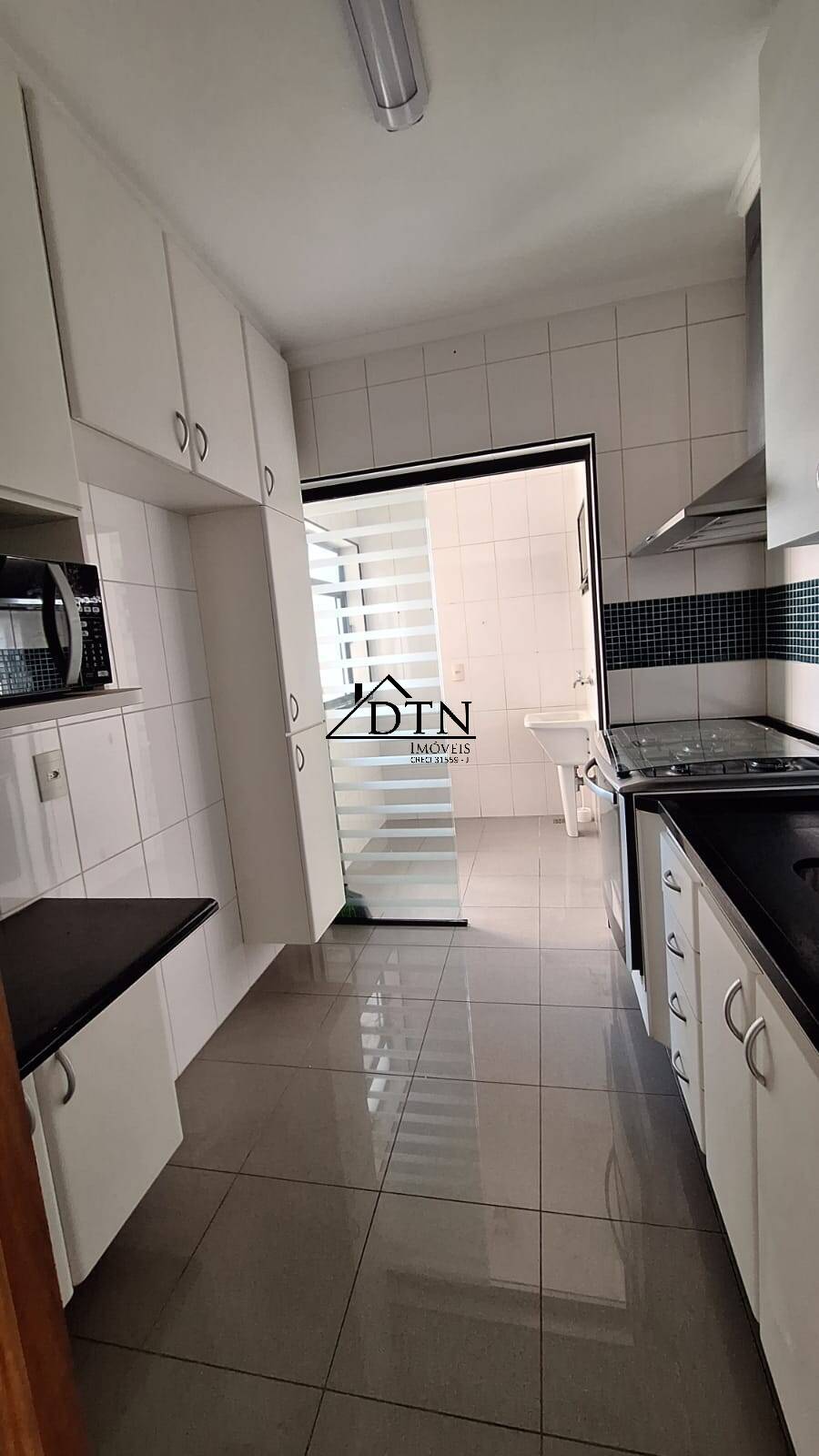 Apartamento à venda com 3 quartos, 79m² - Foto 25