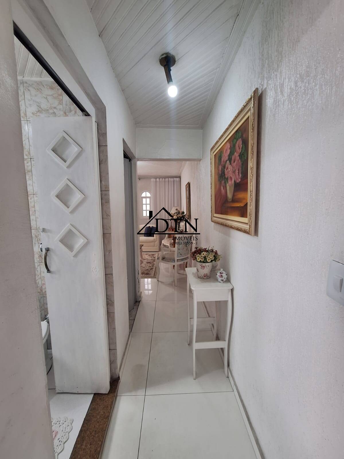 Casa à venda com 2 quartos, 104m² - Foto 5