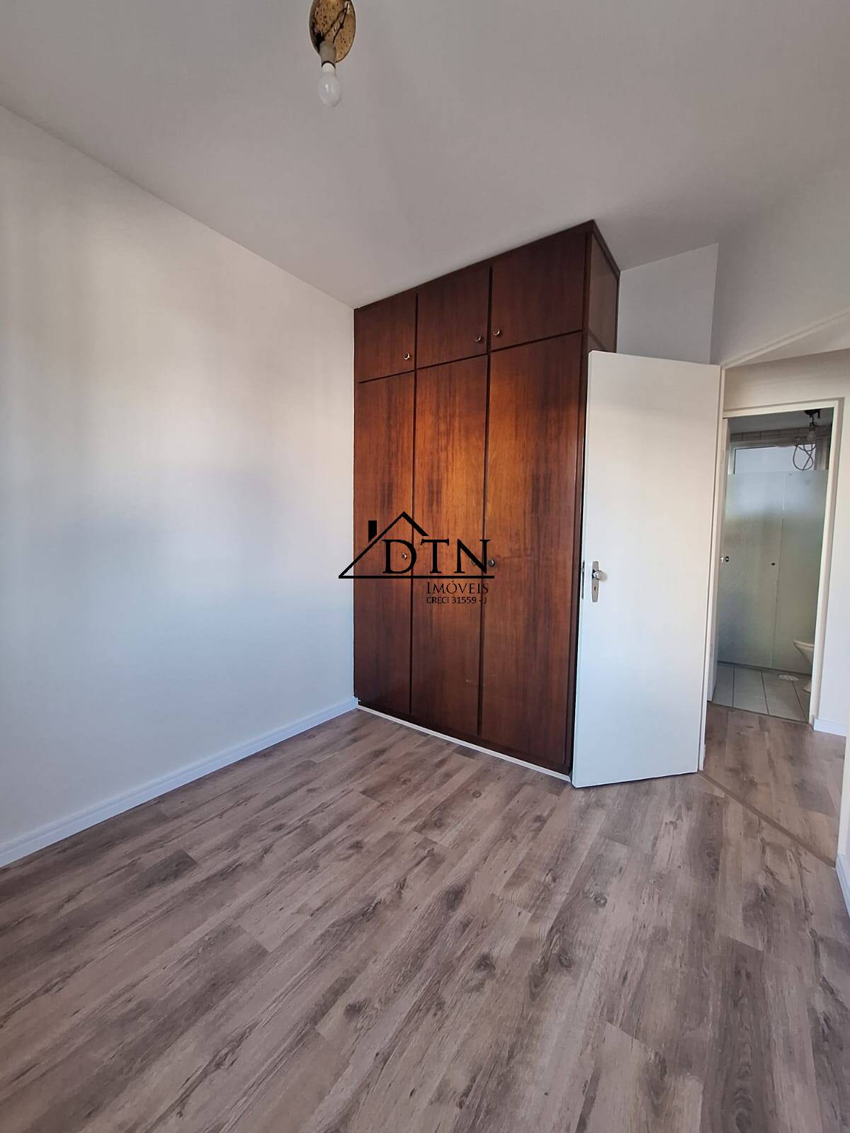 Apartamento à venda com 3 quartos, 66m² - Foto 3