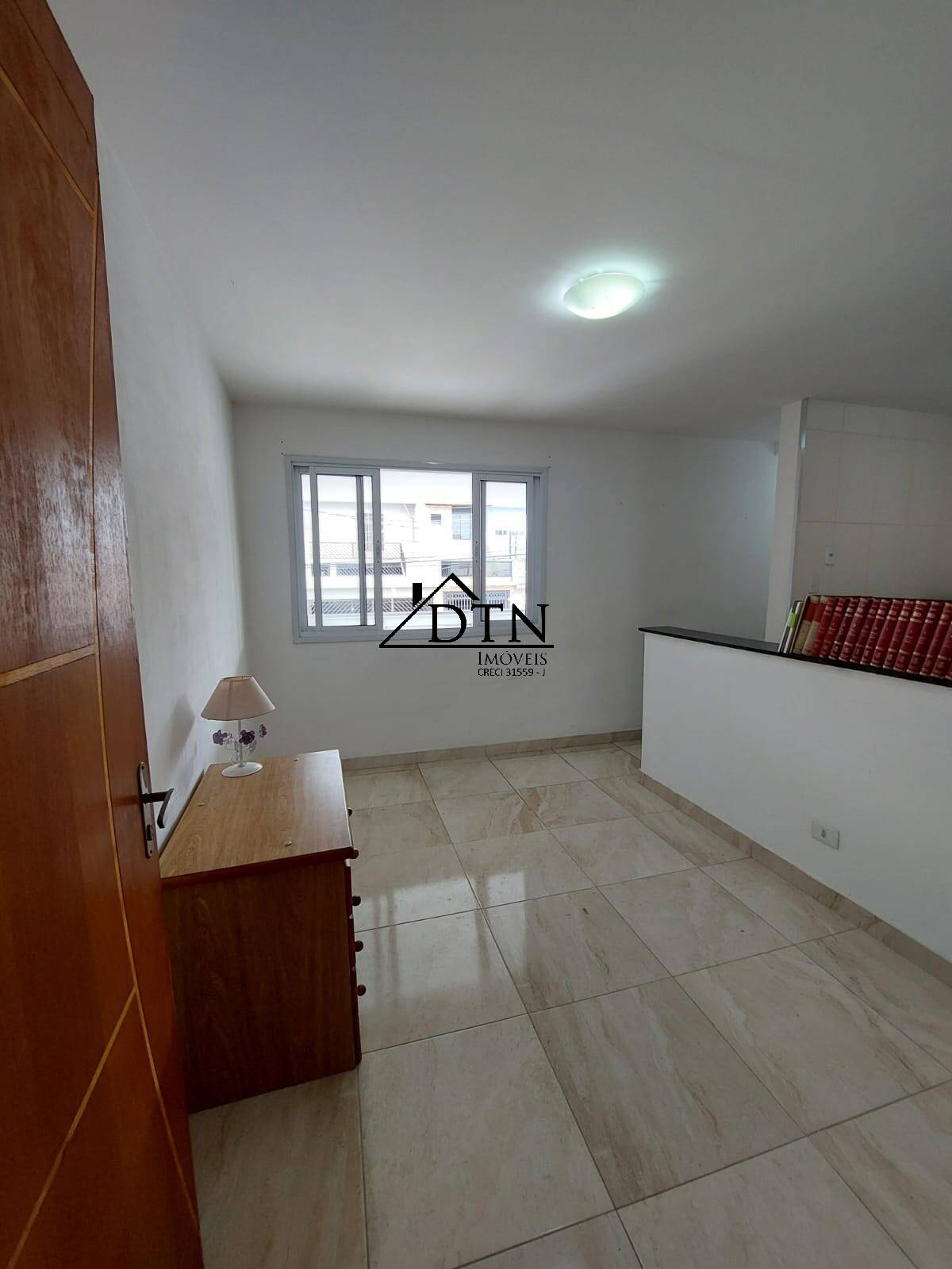 Apartamento à venda com 1 quarto, 60m² - Foto 2