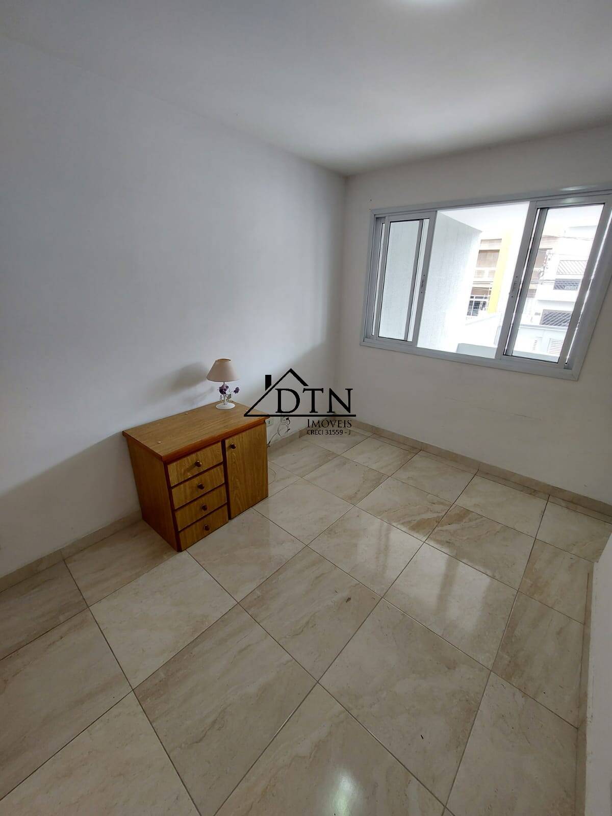 Apartamento à venda com 1 quarto, 60m² - Foto 6