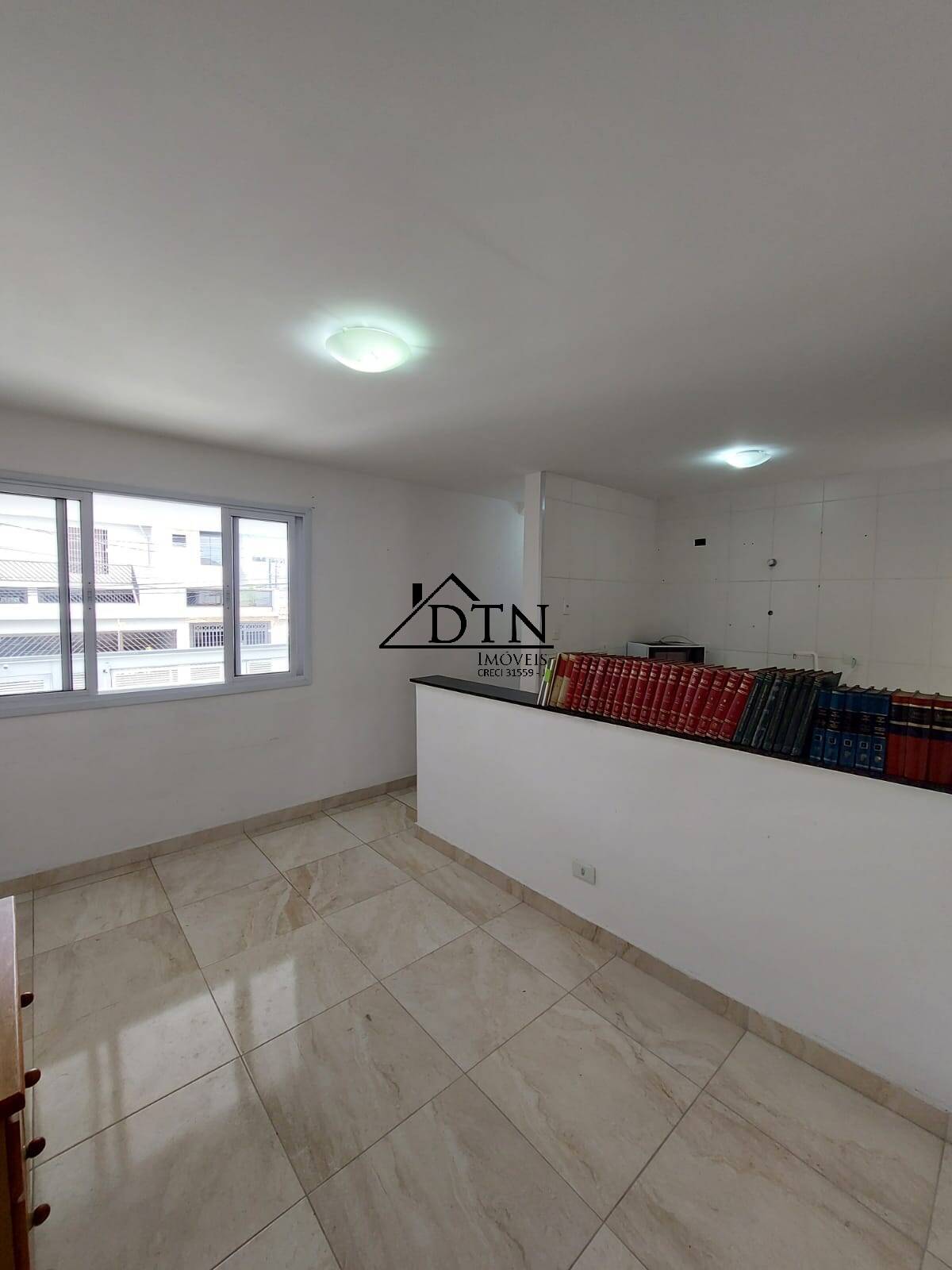 Apartamento à venda com 1 quarto, 60m² - Foto 4