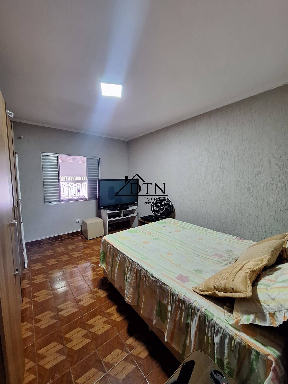 Casa à venda com 4 quartos, 137m² - Foto 9