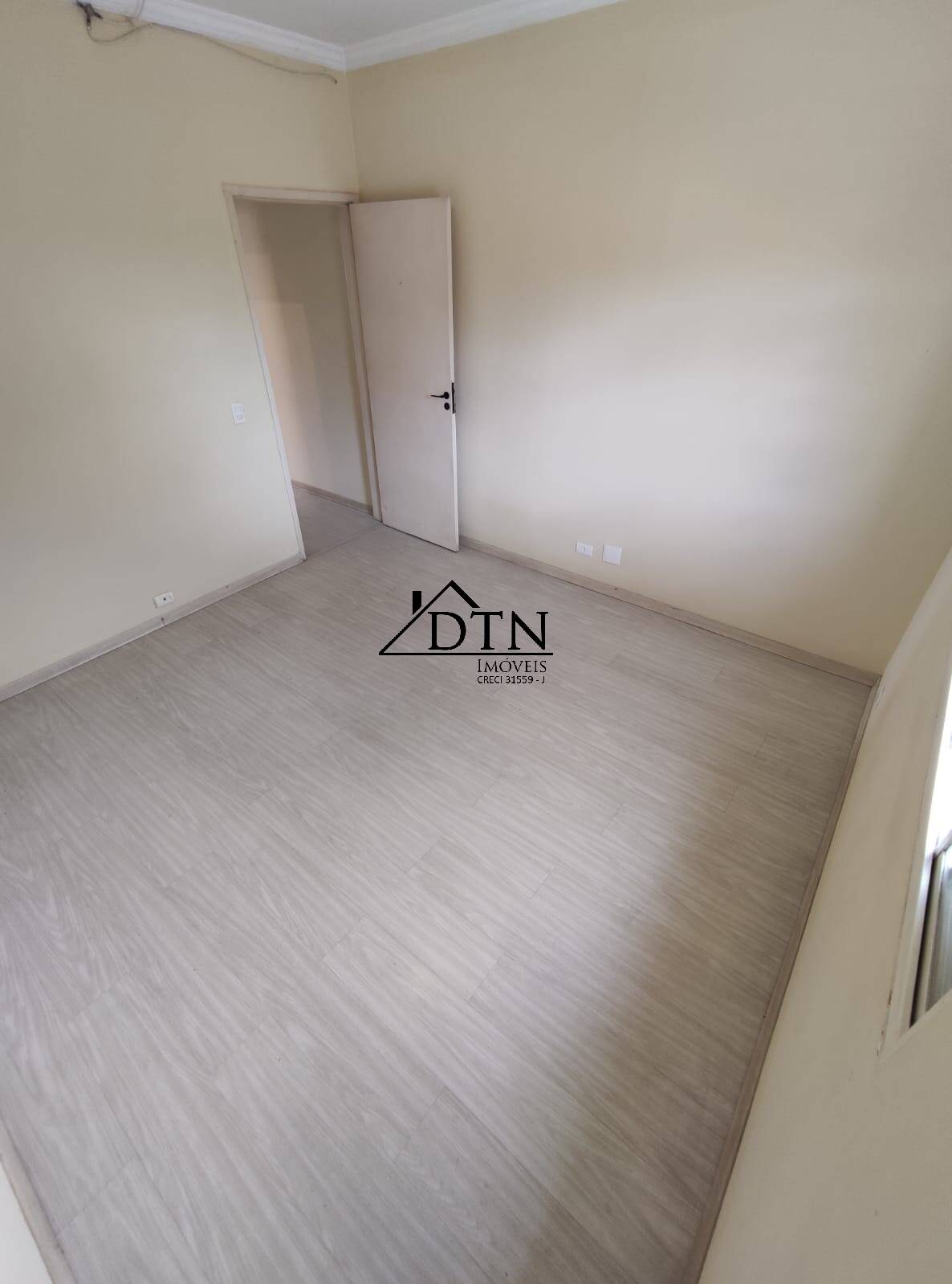 Sobrado à venda com 2 quartos, 181m² - Foto 12