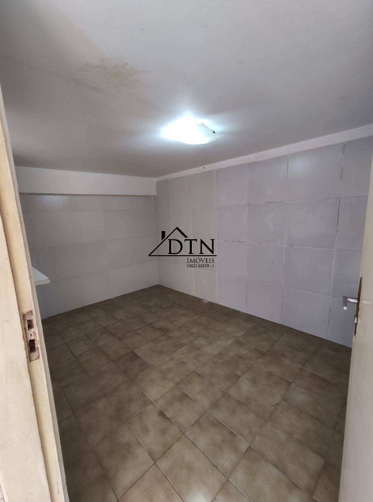 Sobrado à venda com 2 quartos, 181m² - Foto 17