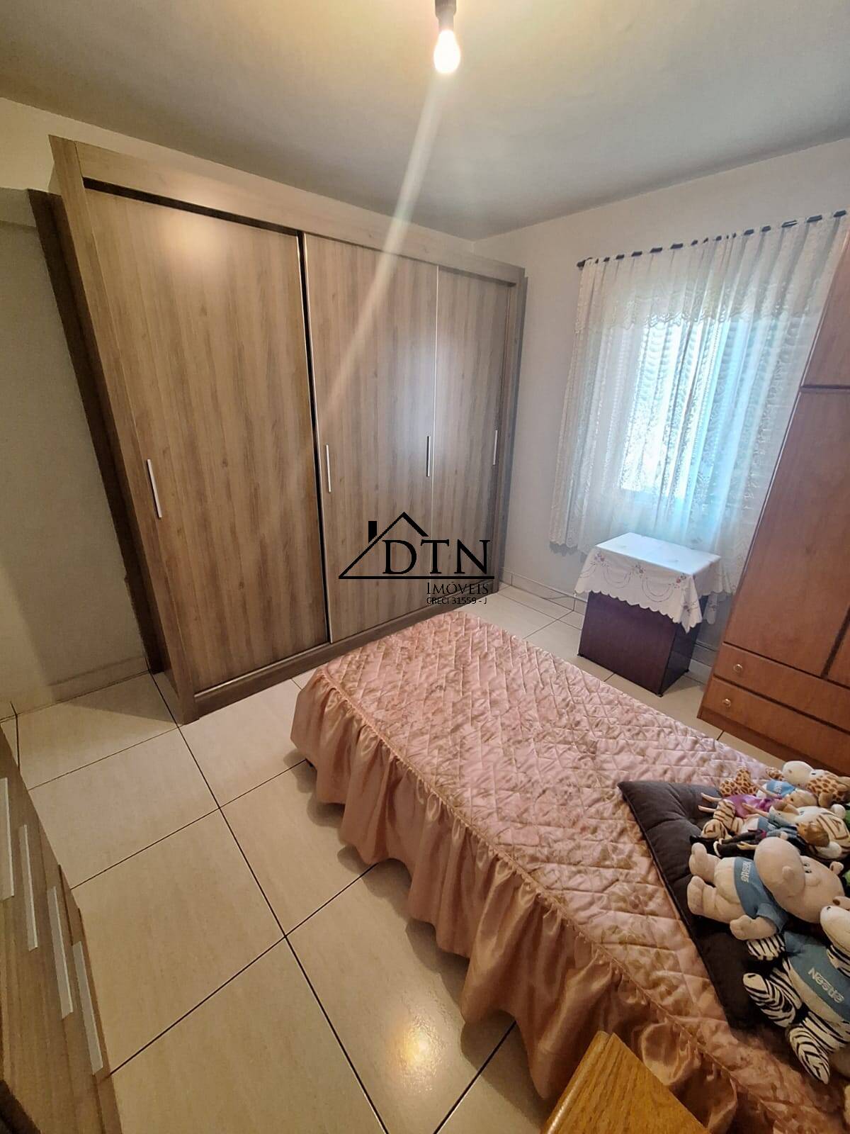 Apartamento à venda com 2 quartos, 84m² - Foto 4