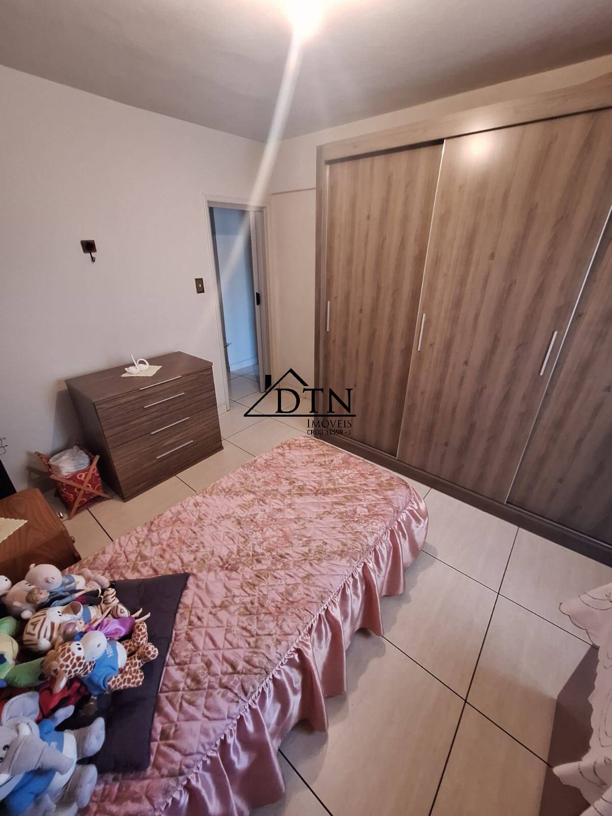 Apartamento à venda com 2 quartos, 84m² - Foto 5