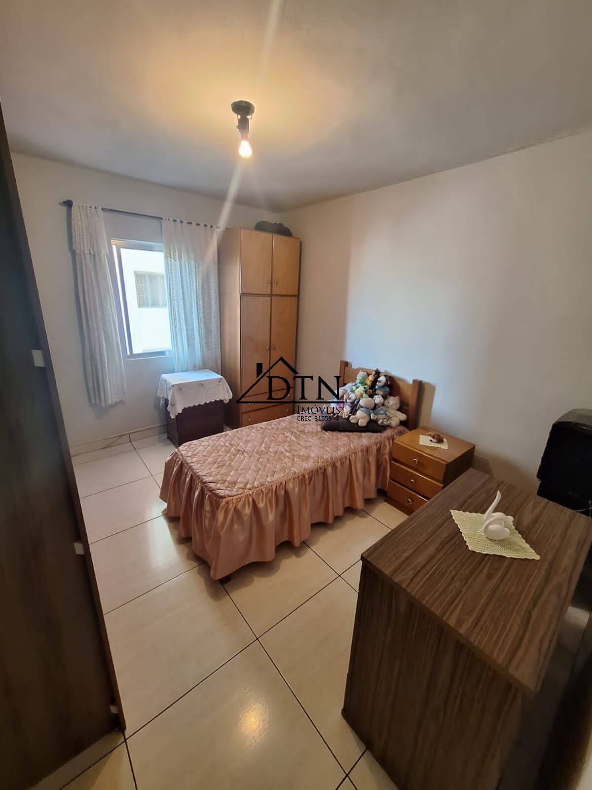 Apartamento à venda com 2 quartos, 84m² - Foto 8