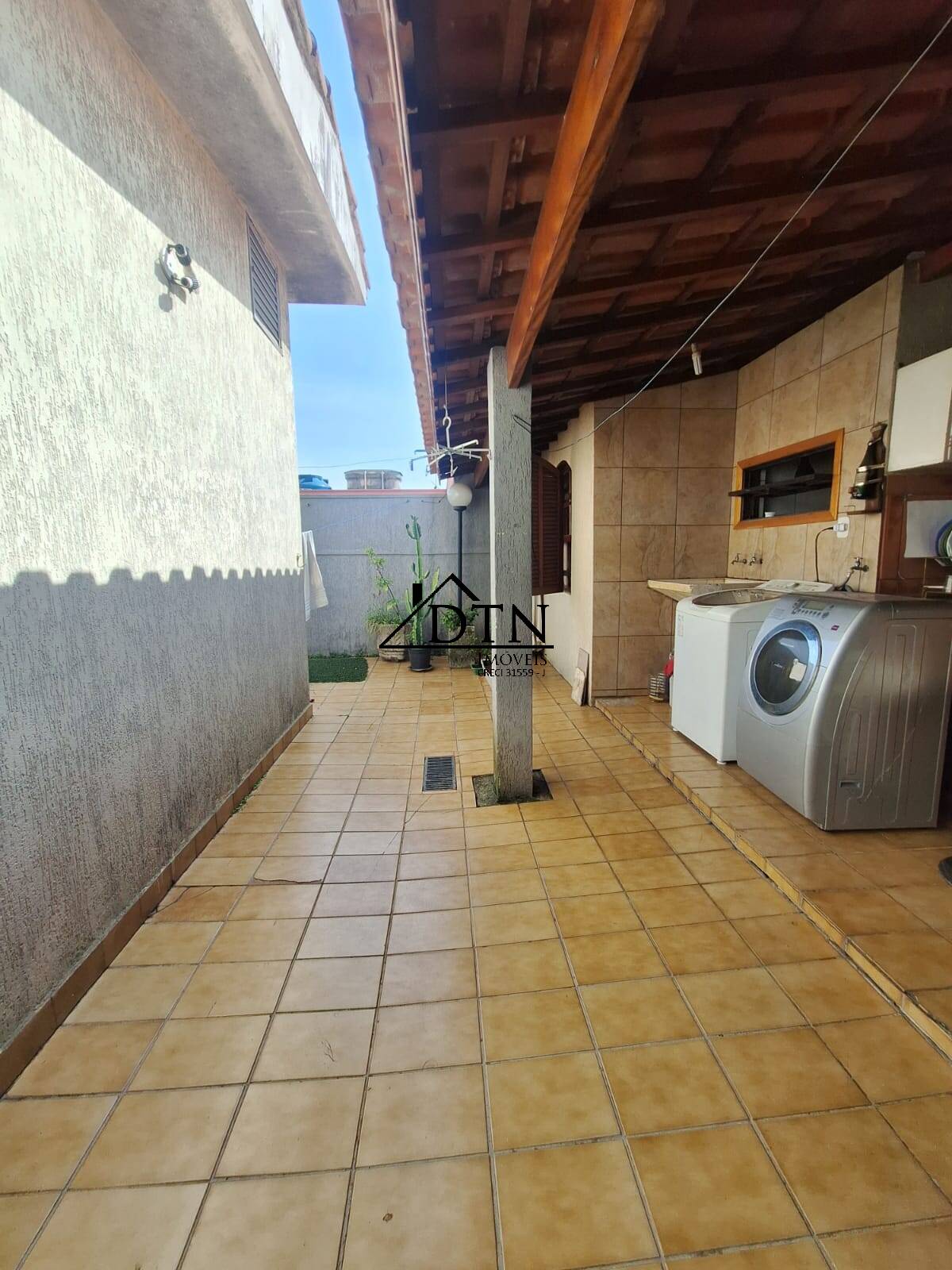 Casa à venda com 3 quartos, 153m² - Foto 15