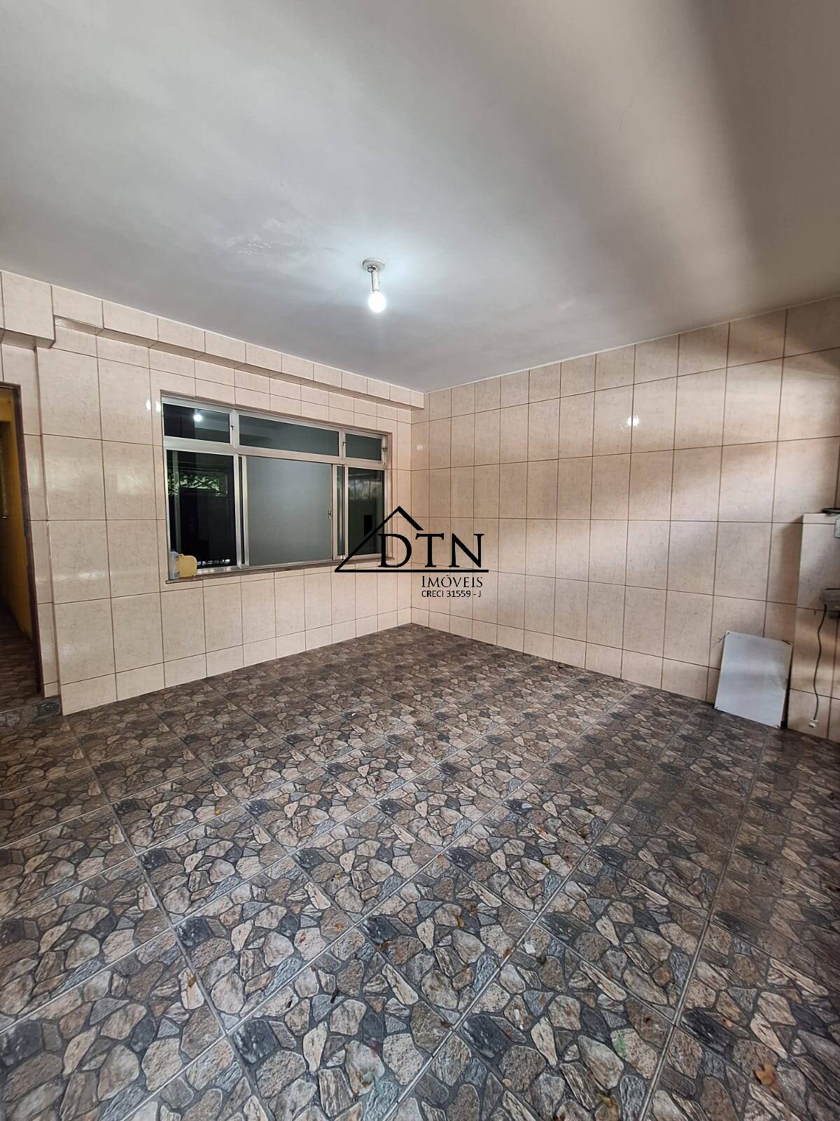 Sobrado à venda com 2 quartos, 109m² - Foto 2