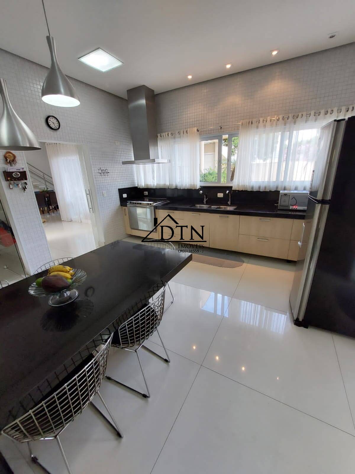 Sobrado à venda com 4 quartos, 701m² - Foto 10