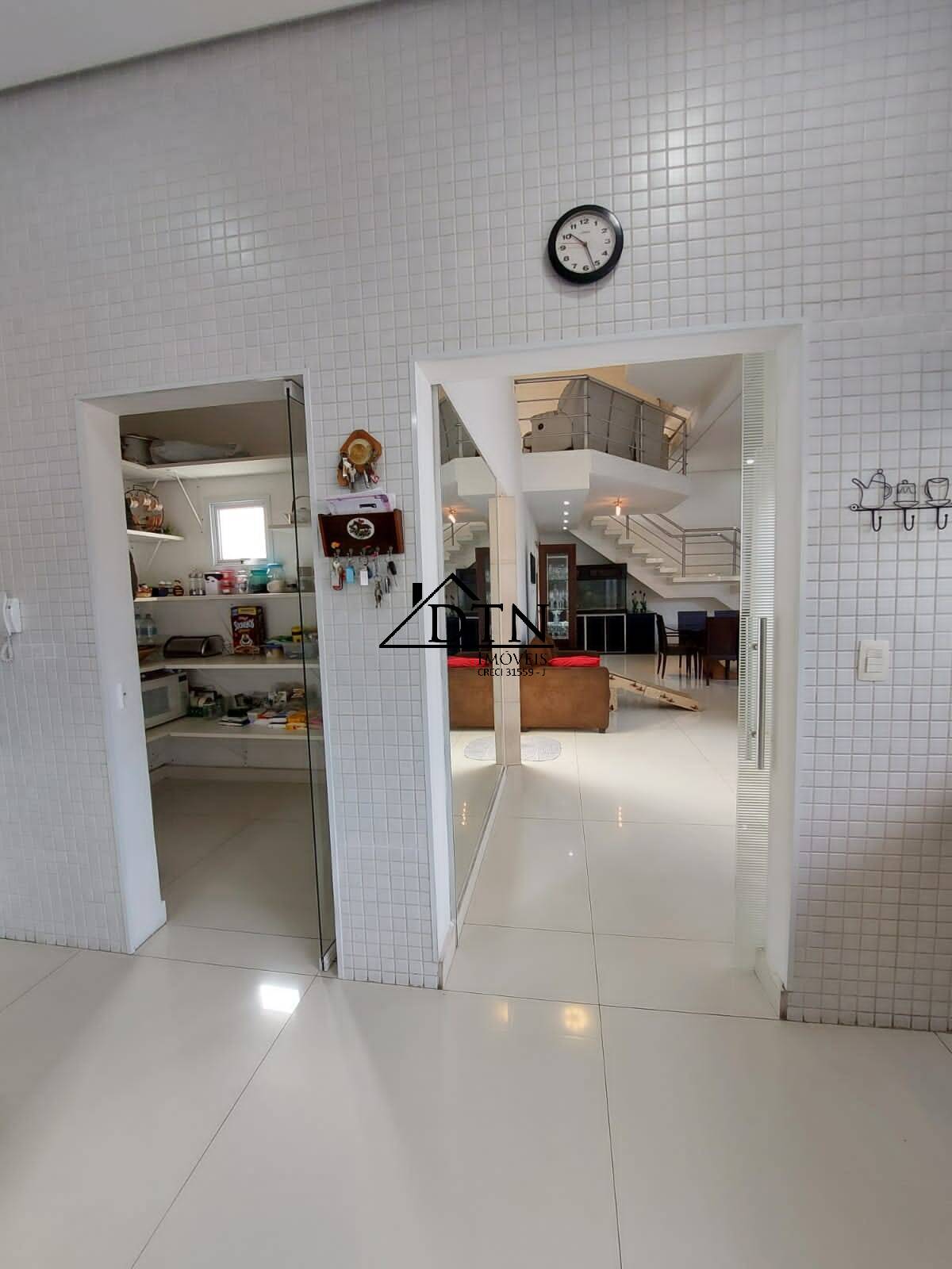 Sobrado à venda com 4 quartos, 701m² - Foto 21