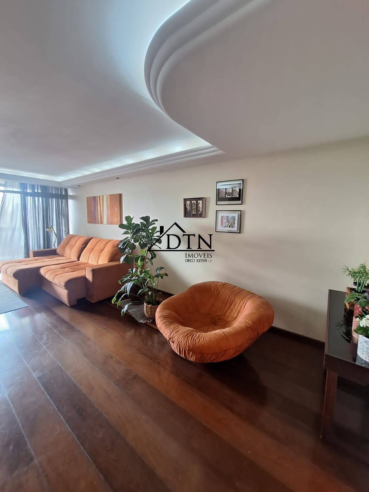 Apartamento à venda com 4 quartos, 157m² - Foto 1