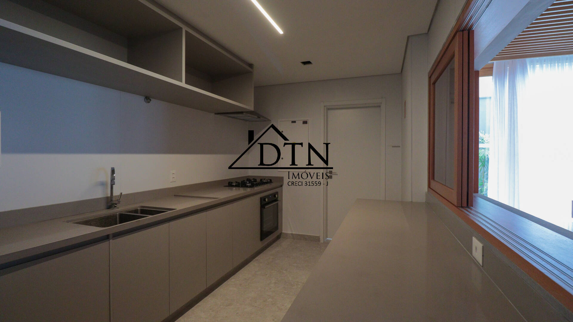 Apartamento à venda com 3 quartos, 147m² - Foto 45