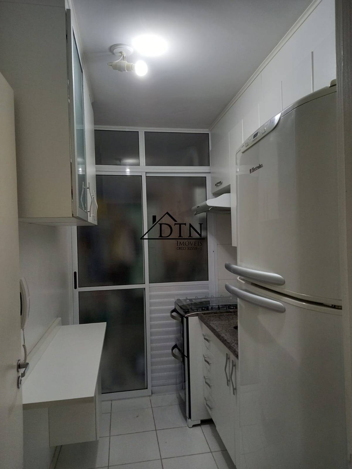 Apartamento à venda com 3 quartos, 64m² - Foto 15