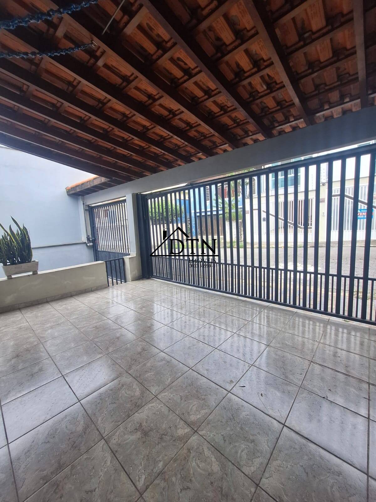 Sobrado à venda com 3 quartos, 263m² - Foto 6