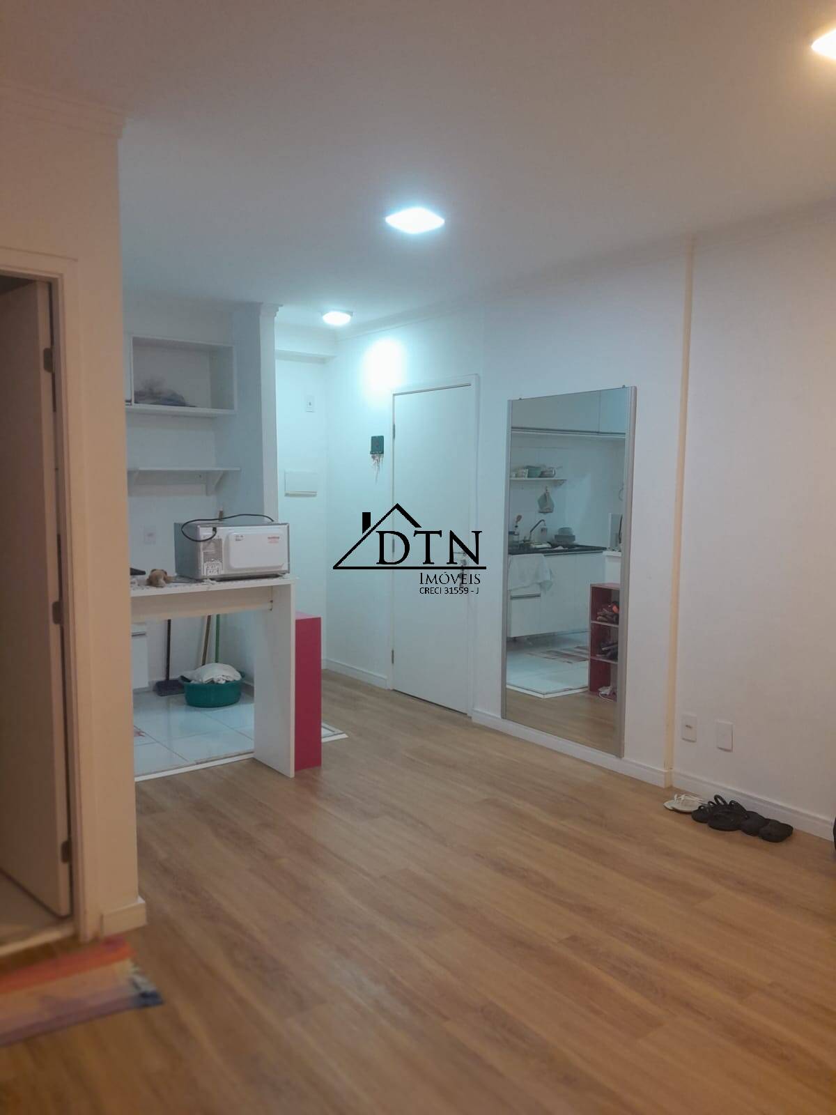 Apartamento à venda com 1 quarto, 43m² - Foto 8