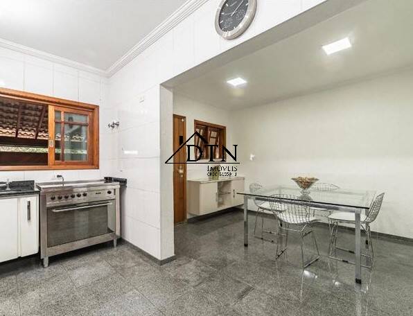 Casa à venda com 4 quartos, 450m² - Foto 27