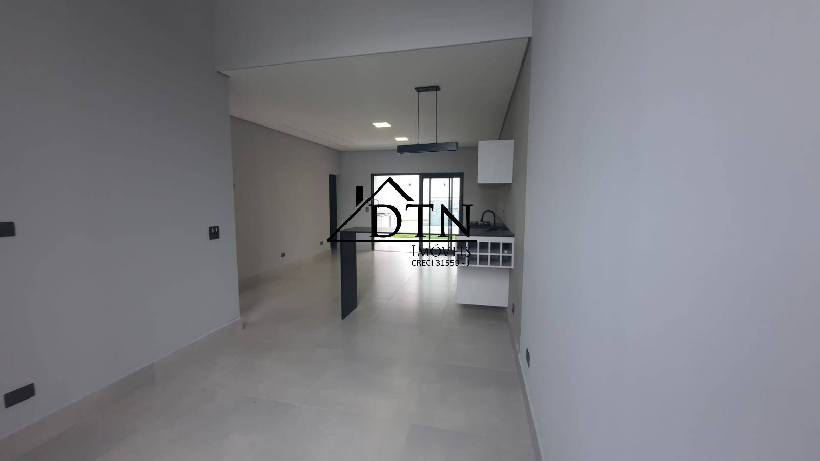 Casa à venda com 3 quartos, 162m² - Foto 11