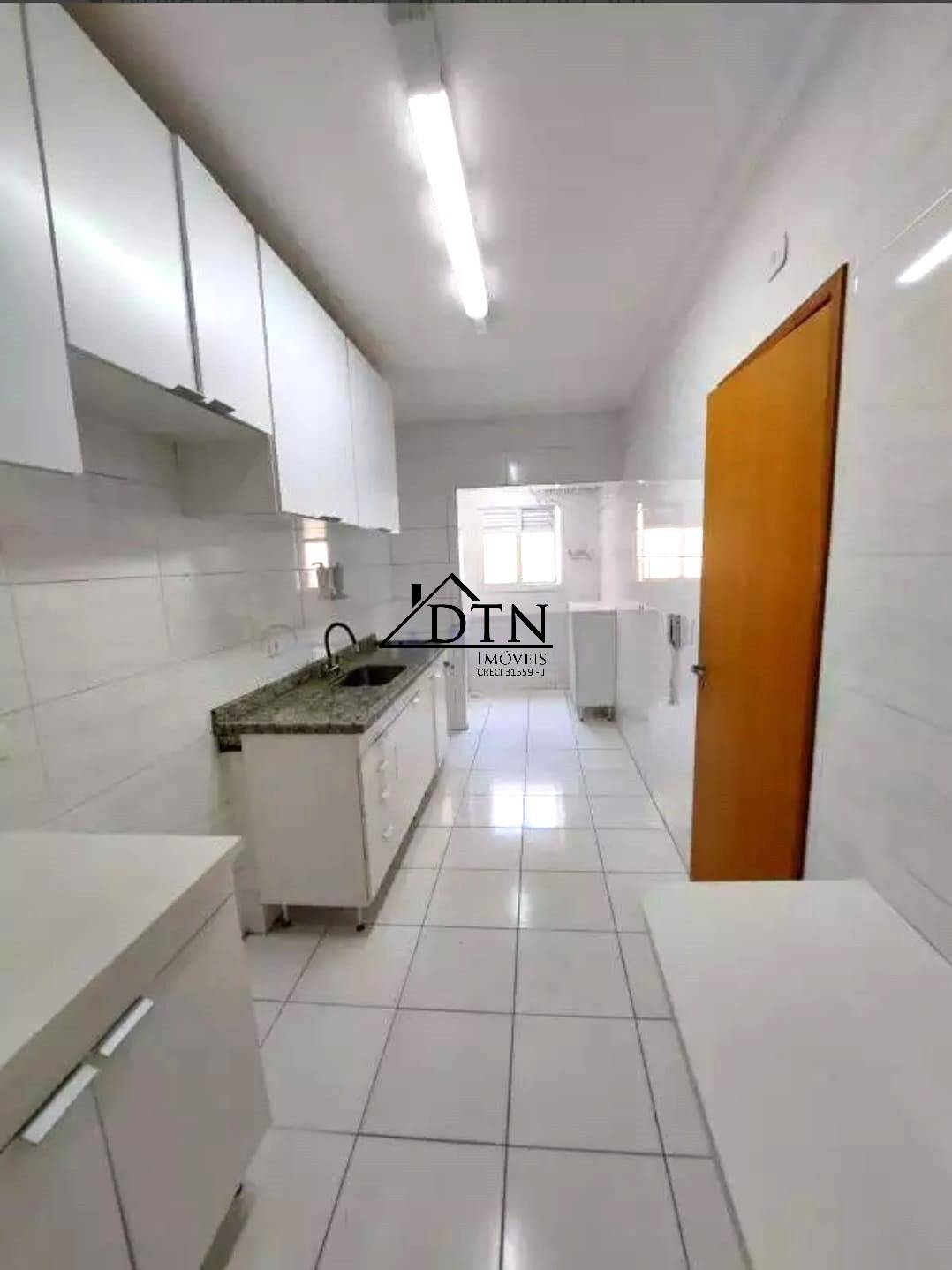 Apartamento à venda com 2 quartos, 69m² - Foto 4