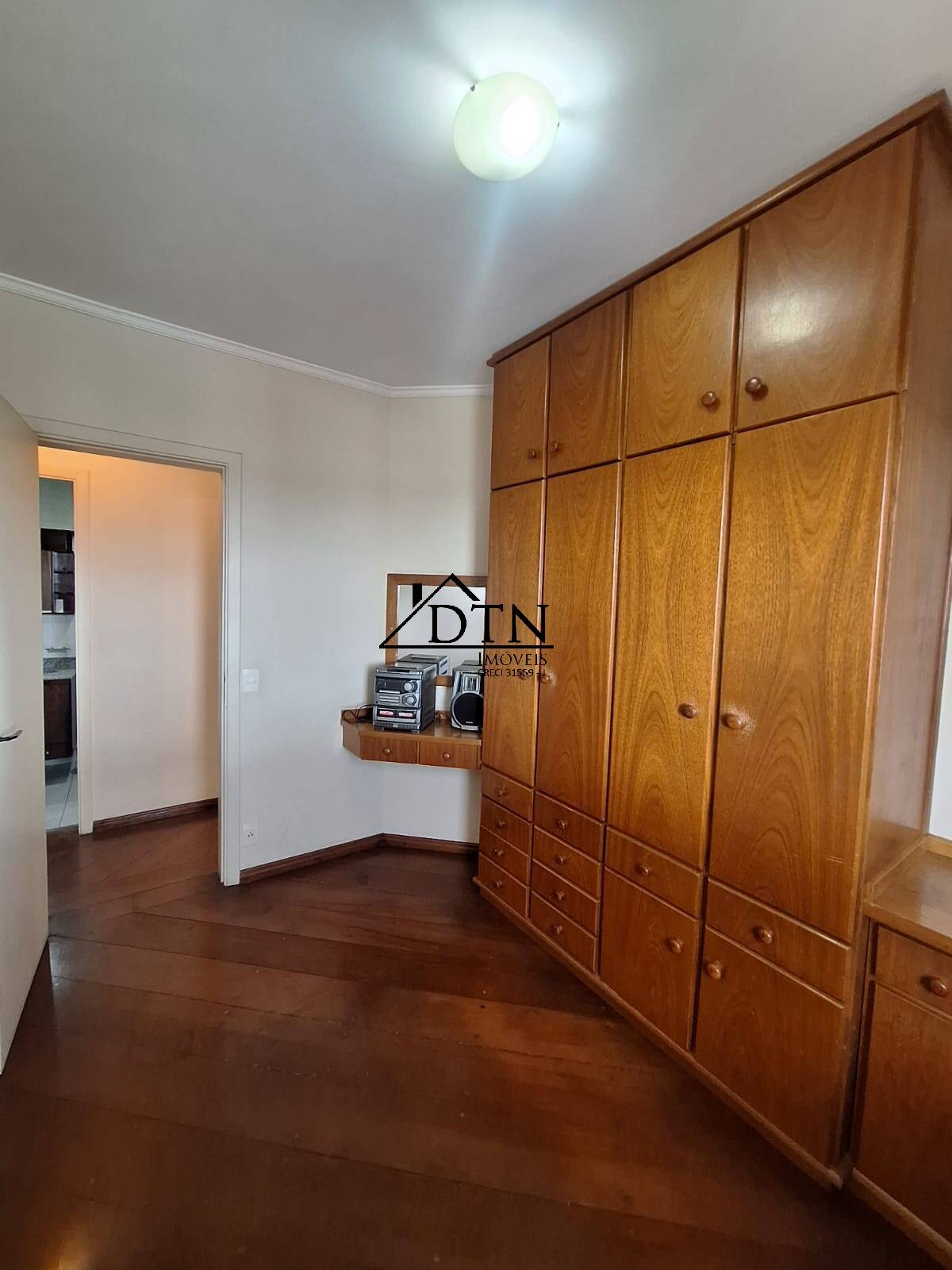 Apartamento à venda com 3 quartos, 79m² - Foto 18