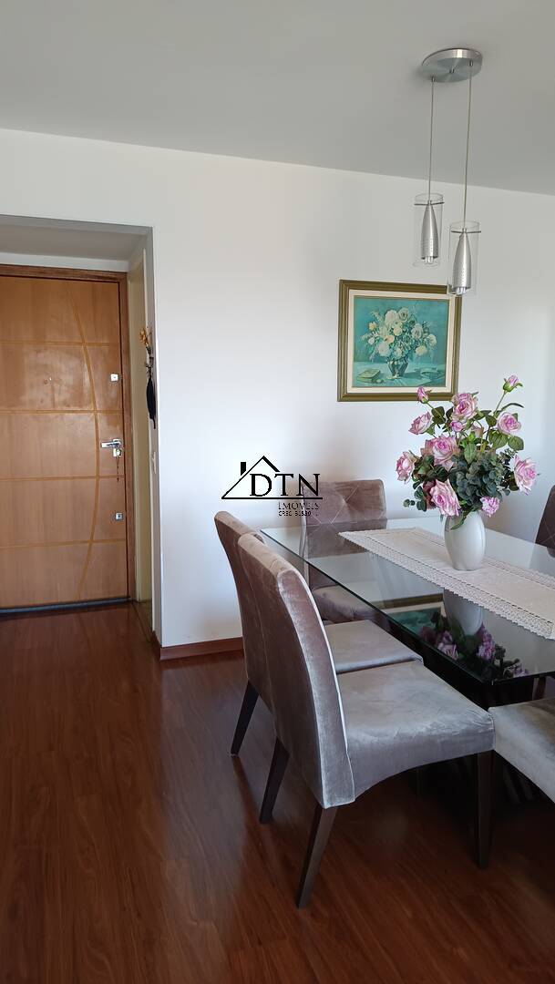 Apartamento à venda com 2 quartos, 68m² - Foto 8