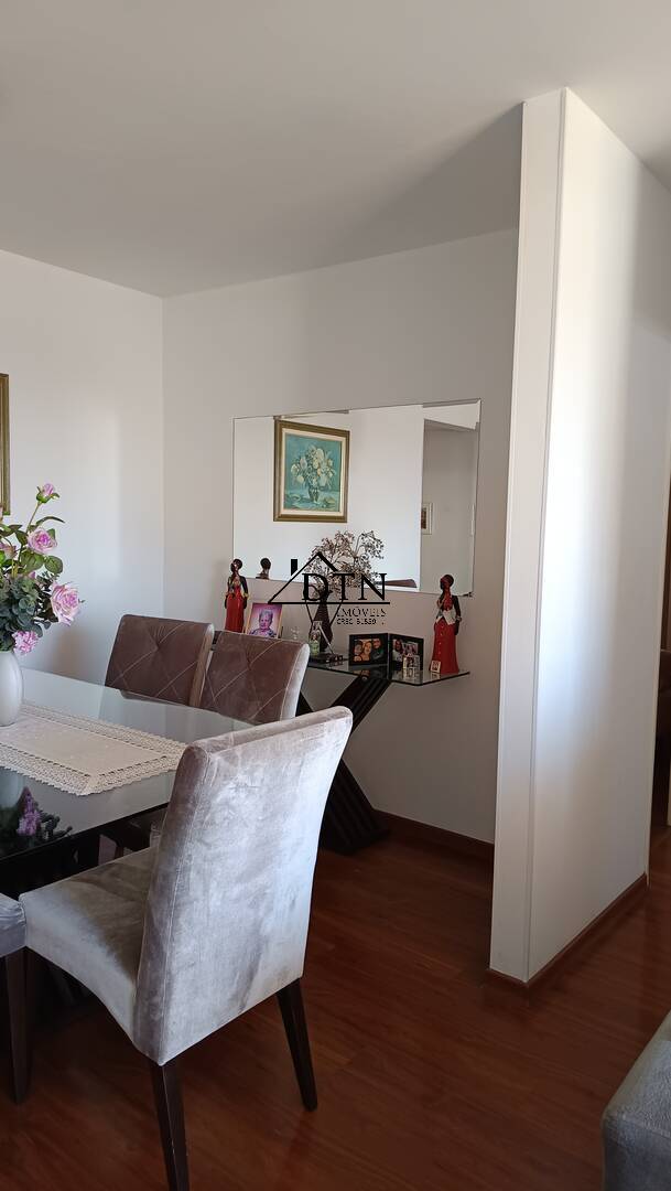 Apartamento à venda com 2 quartos, 68m² - Foto 4