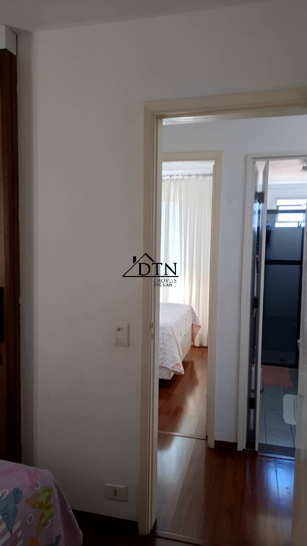 Apartamento à venda com 2 quartos, 68m² - Foto 32